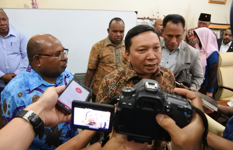 DPR RI Bawa Kasus NPHD Pilgub Papua ke Jakarta 